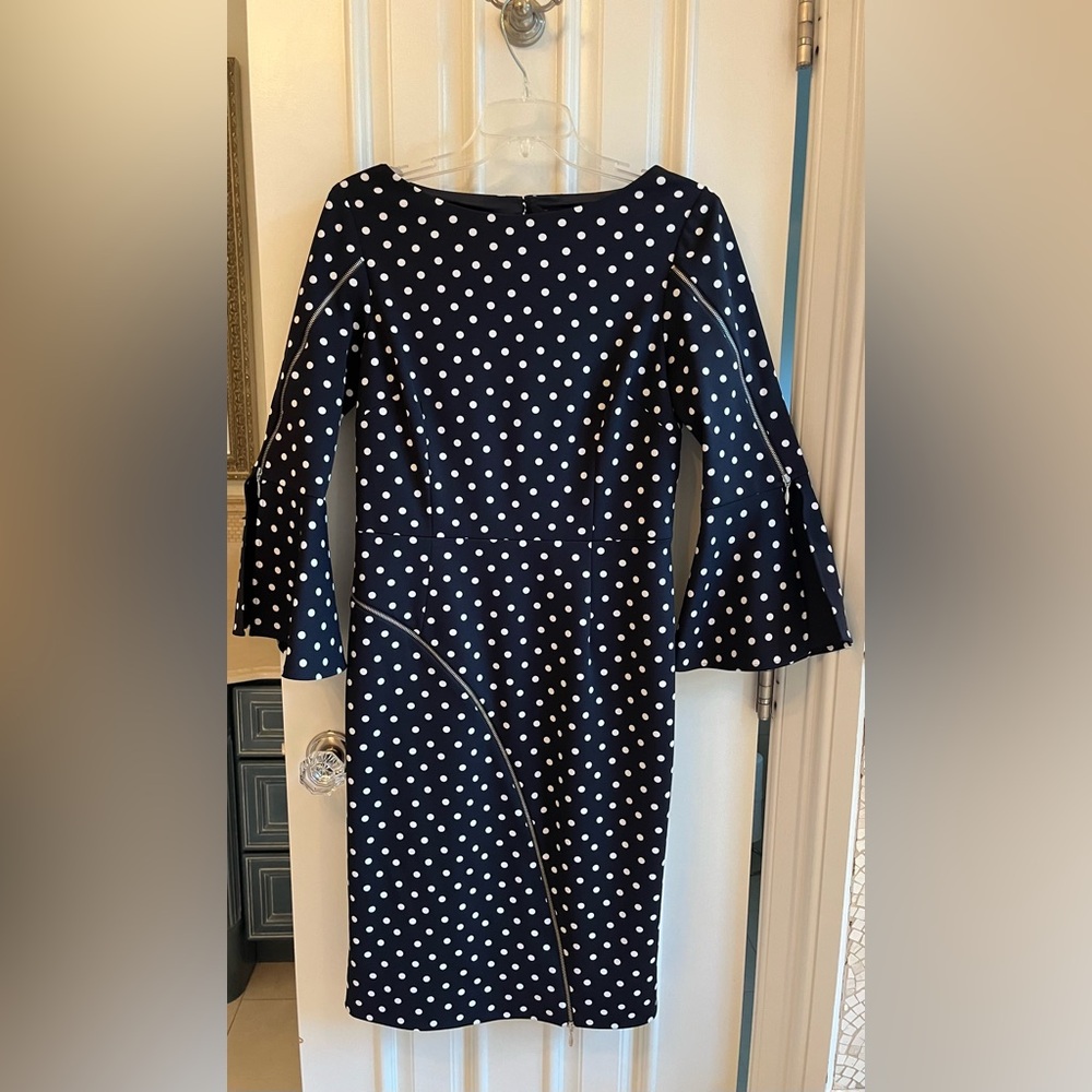Boat neck, navy, polka dot, zipper details, flare sleeve